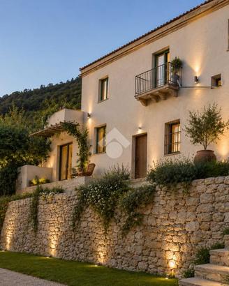 CASA INDIPENDENTE A AMALFI