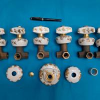 Rubinetti vintage porcellana e ottone 