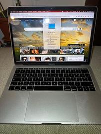 Apple MacBook Pro 13" i7-7660U 16GB [2017]