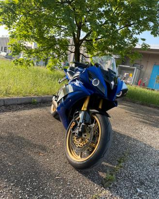 Yamaha r6