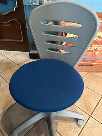 Sedia con ruote girevole