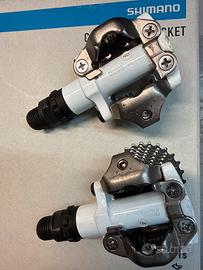 Pedali Shimano sgancio rapido