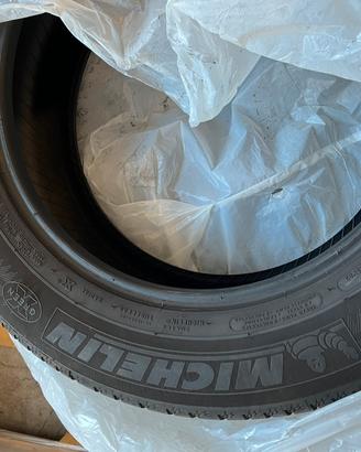 Pneumatici 235/60 R18 LATITUDE SPORT MICHIELIN