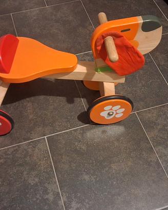 Triciclo in legno