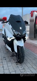 Tmax 530 2012 abs