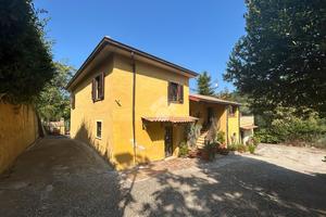 VILLA SINGOLA A CHIETI