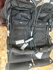 Passeggino gemellare