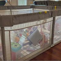 Recinto di gioco per bambini