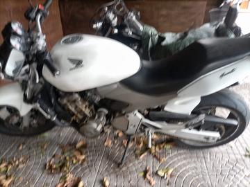moto Honda Hornet 