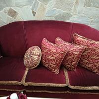 Divano letto 3 posti tappezzato in velluto 