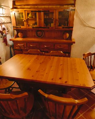 Arredo tavernetta in legno massello – credenza + t