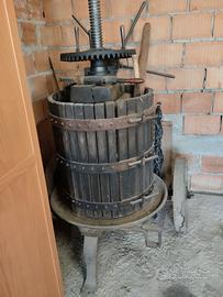 Strettoio per vino vintage anni 50