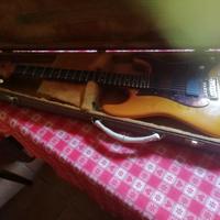 chitarra elettrica blade