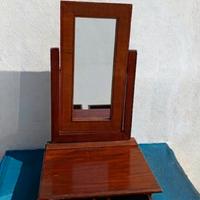 Specchio con cassetti 