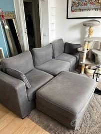 Divano Maison du Monde grigio con pouf