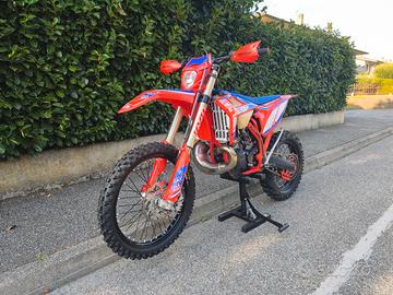Beta RR 300 Racing 2022 - 18 ore totali 