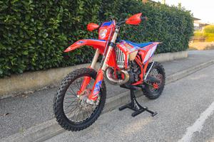 Beta RR 300 Racing 2022 - 18 ore totali 