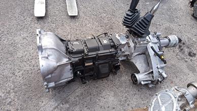 CAMBIO E RIDUTTORE MITSUBISHI PAJERO 2,5 TD GLX AN