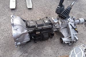 CAMBIO E RIDUTTORE MITSUBISHI PAJERO 2,5 TD GLX AN