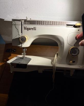 Macchina da cucire Vigorelli Pratica