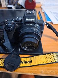 Nikon Z50 Mirrorless con zoom  dx 16 50 come nuova