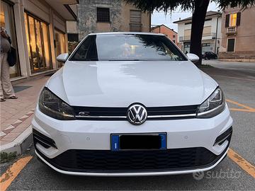 VOLKSWAGEN GOLF 7 R-LINE