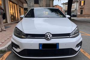 VOLKSWAGEN GOLF 7 R-LINE