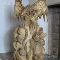 Statua Aquila con Serpente in Legno di Tiglio