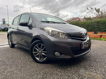 TOYOTA - Yaris - 1.0 5p. Lounge