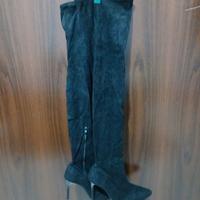 stivali alti al ginocchio 