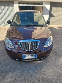 Lancia ypslon 1.3 mjt 16V Diva