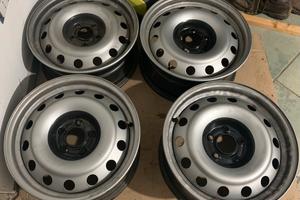 Cerchi in ferro raggio 16