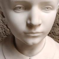 busto di giovincello in marmo 