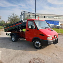 Iveco turbo daily ribaltabile trilaterale