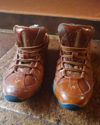 Scarpe Freddy in pelle num. 37 NUOVE