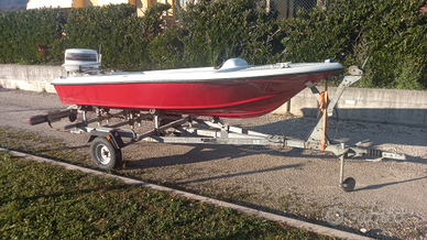 Barca carrello motore