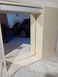 Specchio bagno contenitore