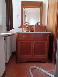 Camera da letto dei primi del 900 in stile Liberty