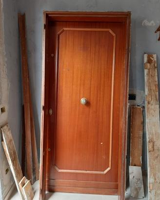 PORTA APPARTAMENTO