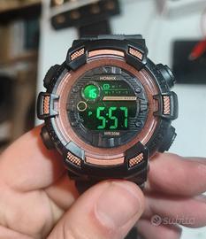 Orologio digitale in stile rugged