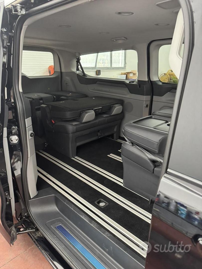 Ford E-Transit Custom 2025 photo 3