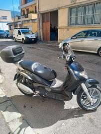 scooter beverly 125 piaggio