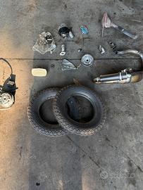 Vari ricambi vespa 50