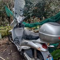 scooter piaggio liberty 125