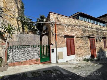 Monolocale a due passi dalla Piazza di Mondello
