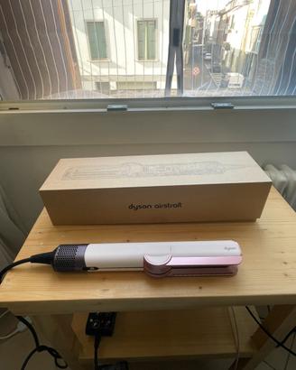 Piastra Dyson Airstrait