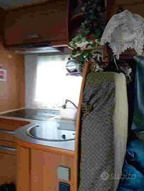 Camper semi integrale Rimor sailer 647