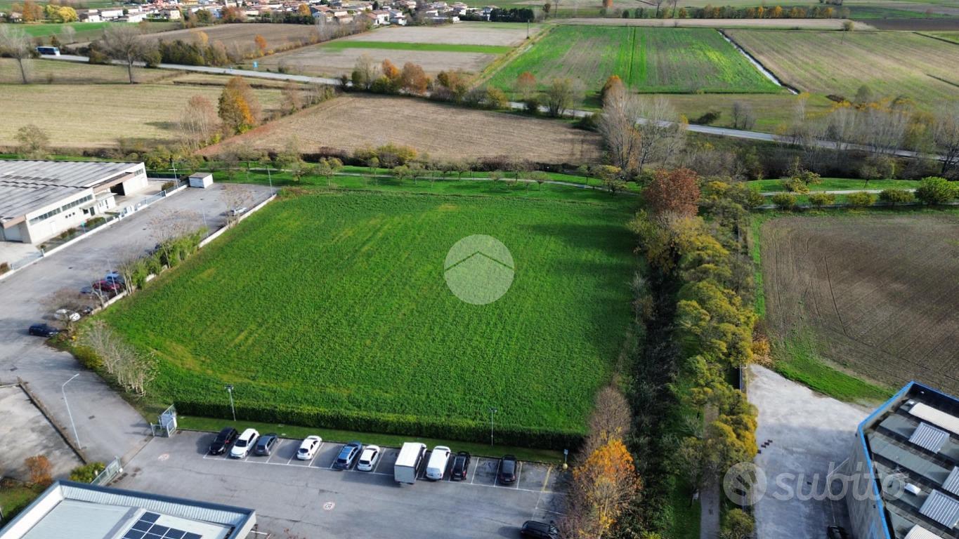 TERRENO A CASTEL GOFFREDO - Vista 5