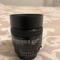 Nikkor 85 f1.8