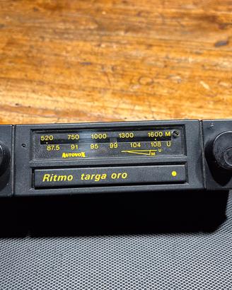 Autoradio Autovox fiat ritmo targa oro originale